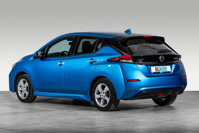 2022 NISSAN LEAF - 10