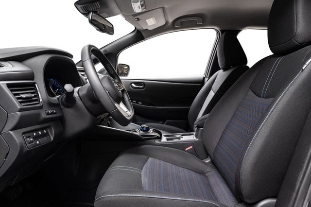 2022 NISSAN LEAF - 9