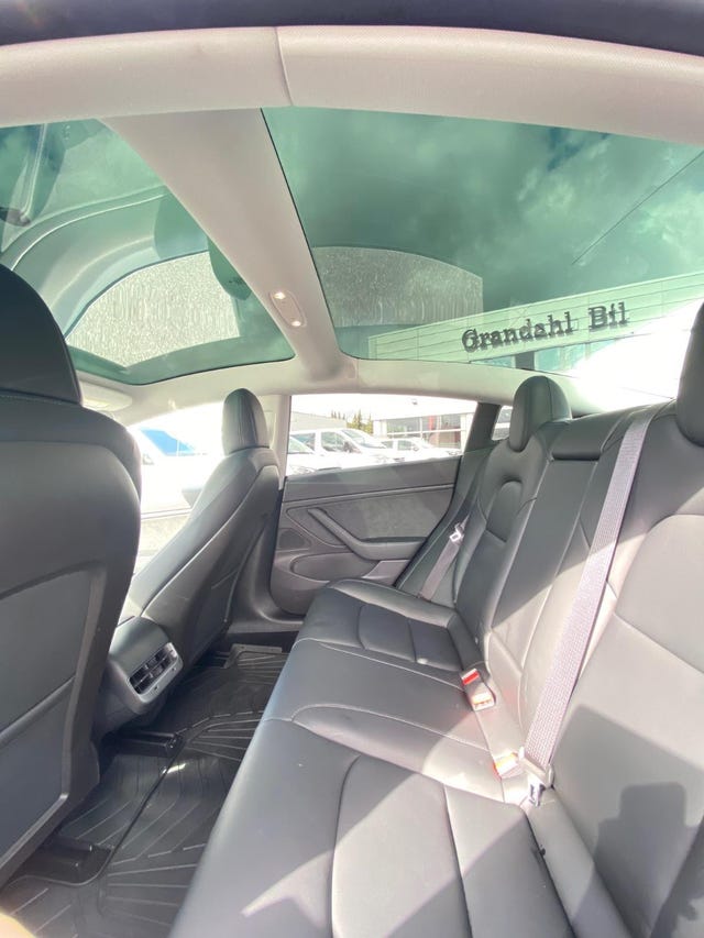 2019 TESLA MODEL 3 - 8