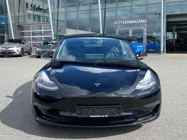 5YJ3E7EAXKF369364 2019 TESLA MODEL 3-4