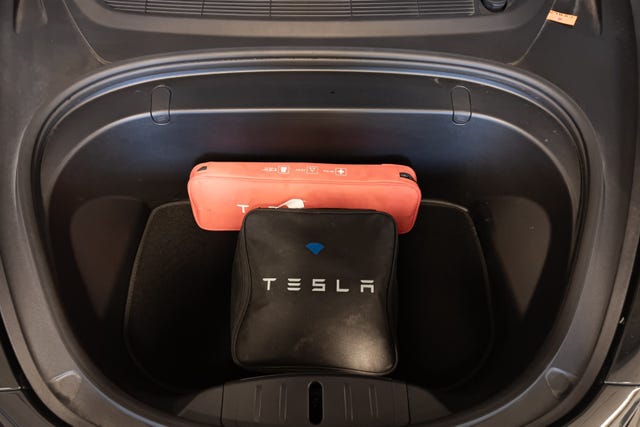 2019 TESLA MODEL 3 - 32