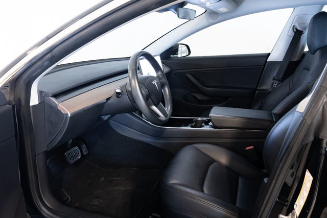 2019 TESLA MODEL 3 - 12