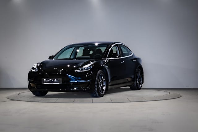 5YJ3E7EB2KF233643 2019 TESLA MODEL 3-1