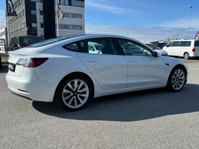 2019 TESLA MODEL 3 - 8