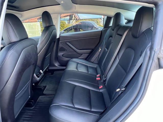 2019 TESLA MODEL 3 - 12