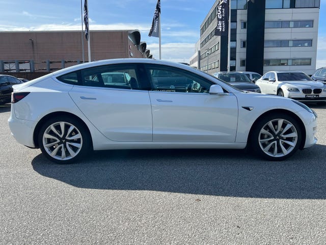 2019 TESLA MODEL 3 - 9