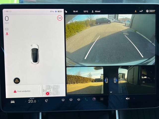 2019 TESLA MODEL 3 - 32