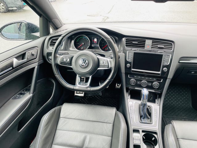 2015 VOLKSWAGEN GOLF - 17