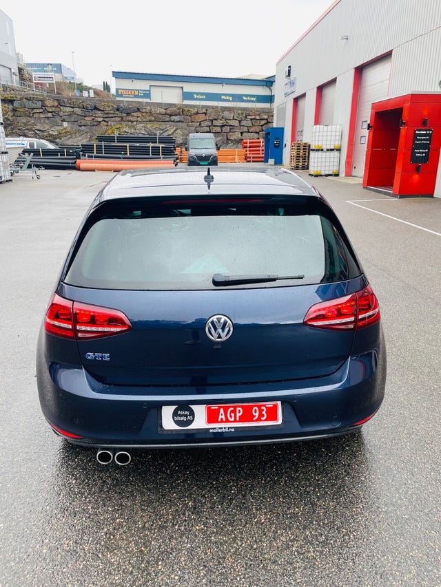 2015 VOLKSWAGEN GOLF - 8