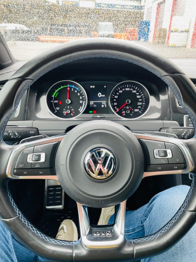 2015 VOLKSWAGEN GOLF - 18