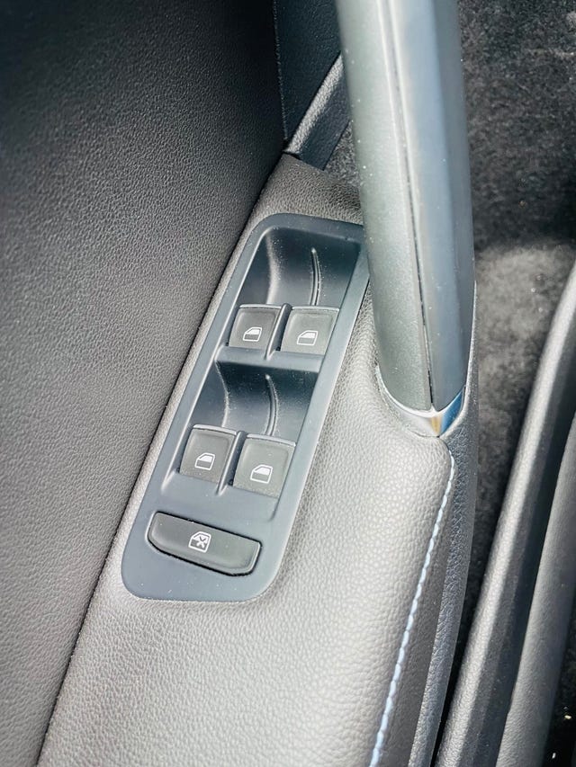 2015 VOLKSWAGEN GOLF - 26
