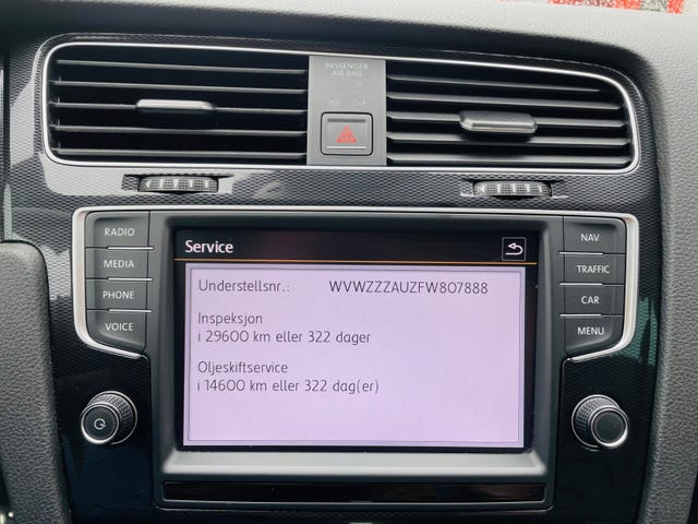 2015 VOLKSWAGEN GOLF - 30