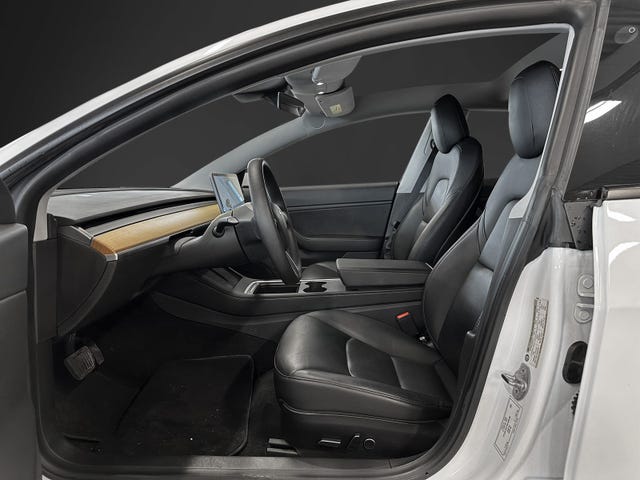 5YJ3E7EB7MF896466 2021 TESLA MODEL 3-2