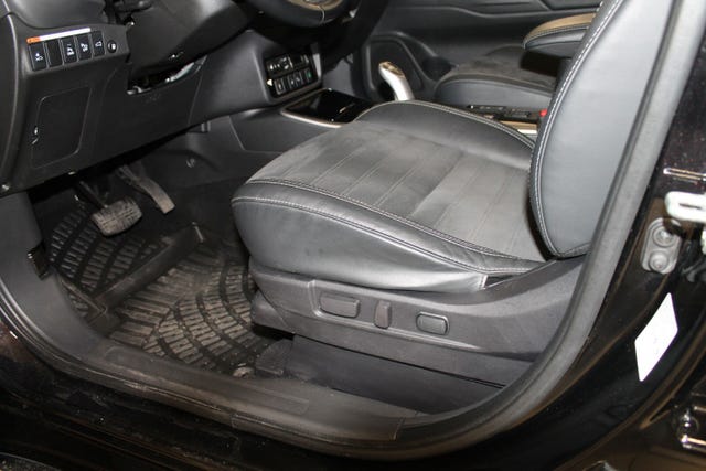 2020 MITSUBISHI OUTLANDER - 17
