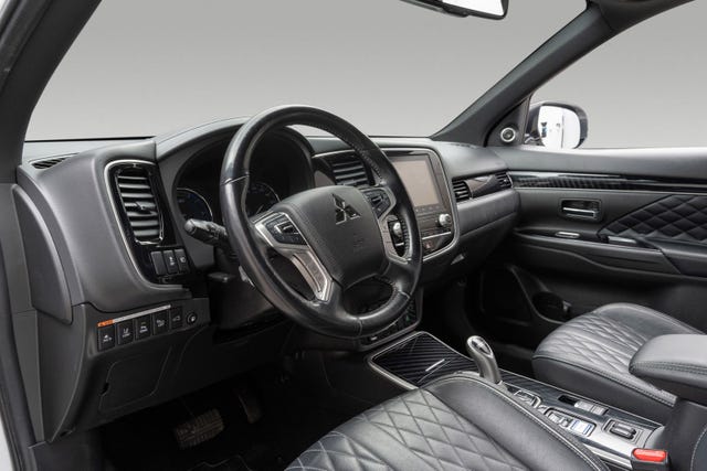 2020 MITSUBISHI OUTLANDER - 11