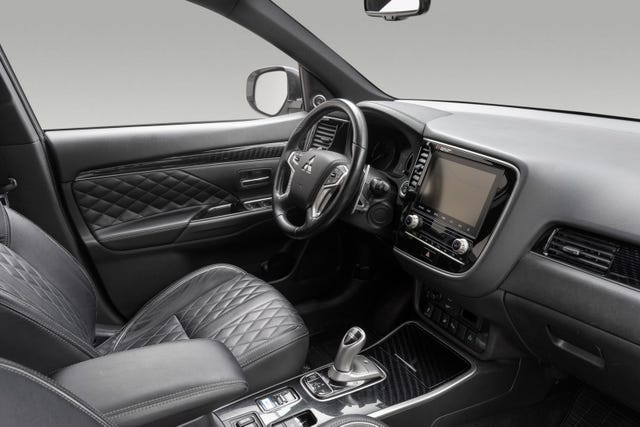 2020 MITSUBISHI OUTLANDER - 28