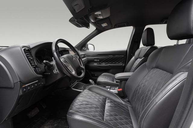 2020 MITSUBISHI OUTLANDER - 12