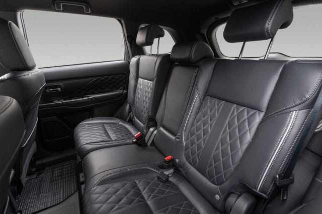 2020 MITSUBISHI OUTLANDER - 24