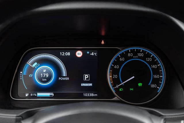 2022 NISSAN LEAF - 14