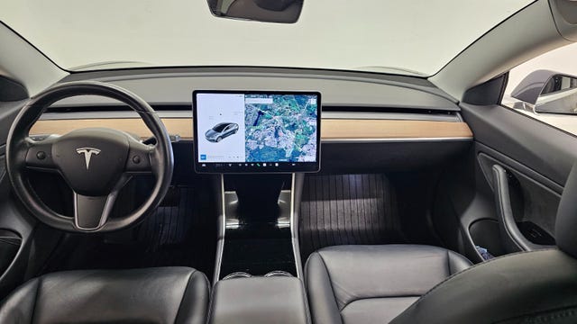 2019 TESLA MODEL 3 - 14