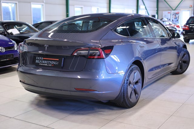 LRW3E7FA2MC232821 2021 TESLA MODEL 3-2