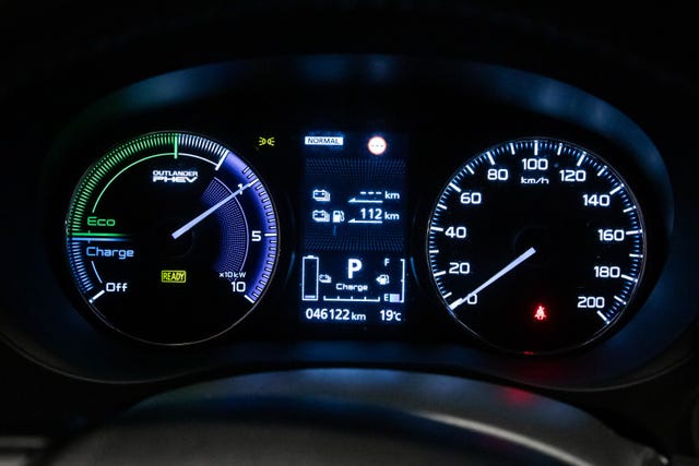 2020 MITSUBISHI OUTLANDER - 18