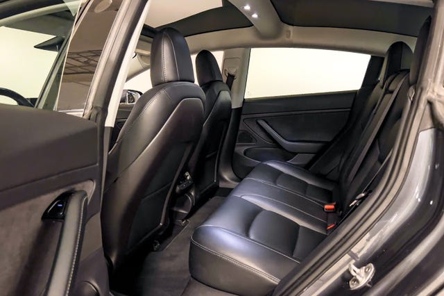 2019 TESLA MODEL 3 - 24