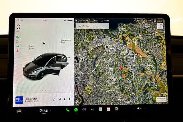 2019 TESLA MODEL 3 - 21