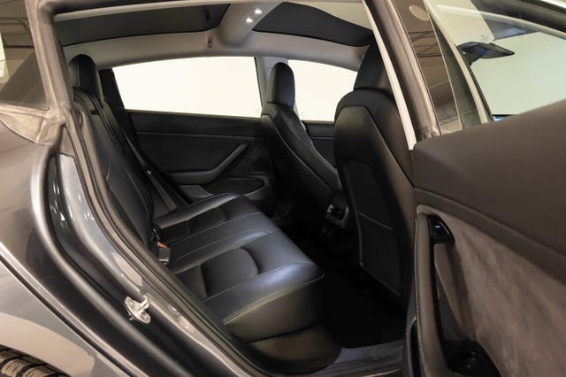 2019 TESLA MODEL 3 - 25