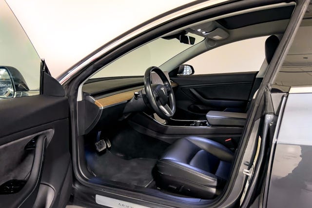 2019 TESLA MODEL 3 - 12