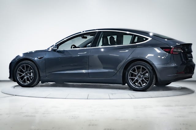 2019 TESLA MODEL 3 - 10