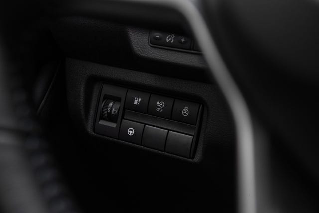 2022 NISSAN LEAF - 18