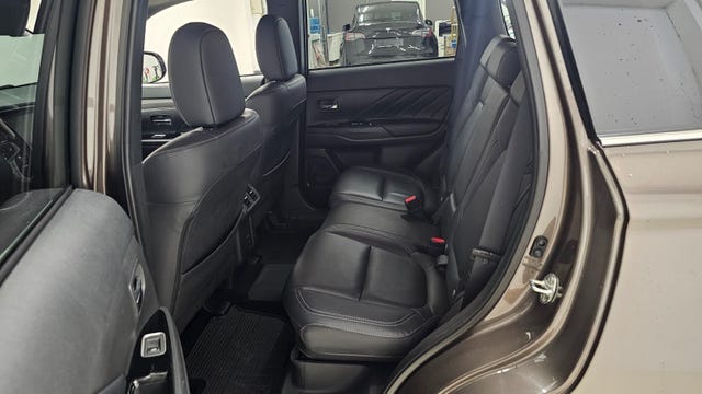 2020 MITSUBISHI OUTLANDER - 12