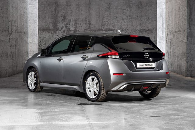 SJNFAAZE1U0167830 2022 NISSAN LEAF-2
