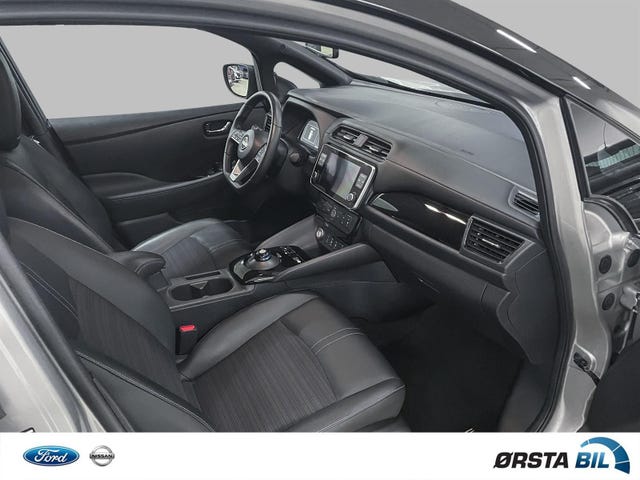2022 NISSAN LEAF - 7