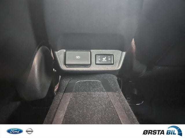 2022 NISSAN LEAF - 9
