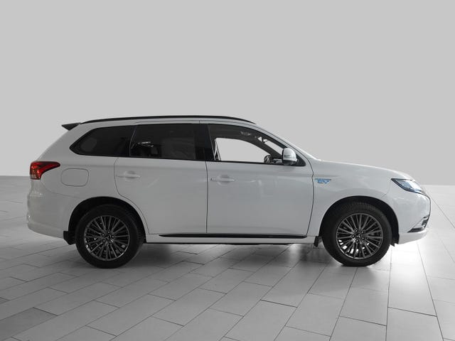 2020 MITSUBISHI OUTLANDER - 9