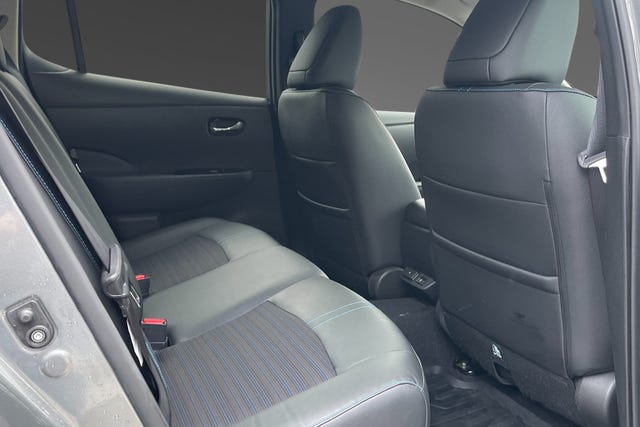 2021 NISSAN LEAF - 12