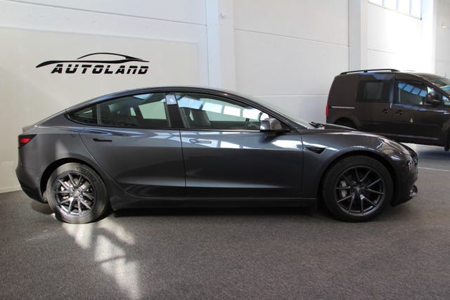 LRW3E7FJ9MC286116 2021 TESLA MODEL 3-4