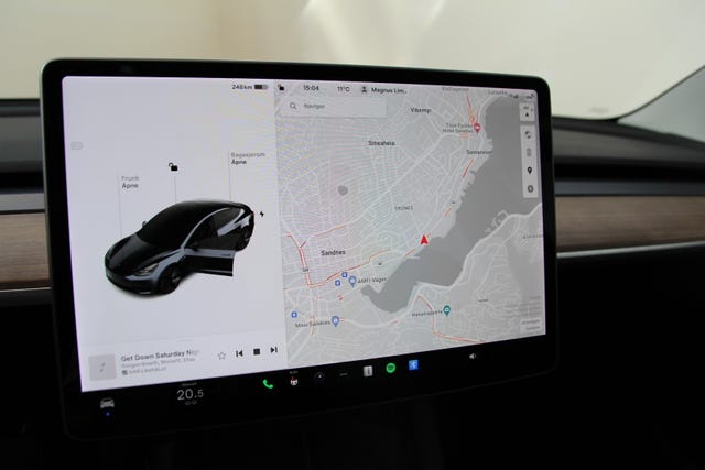 2021 TESLA MODEL 3 - 12