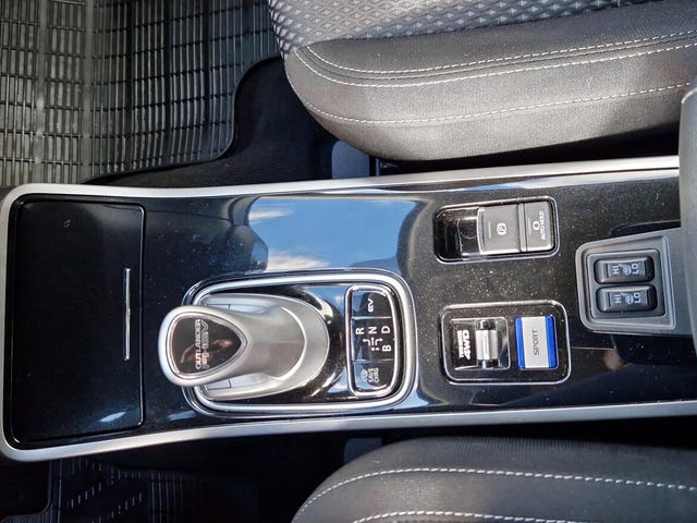 2020 MITSUBISHI OUTLANDER - 12