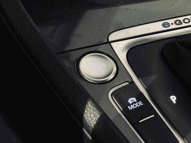 2018 VOLKSWAGEN GOLF - 20