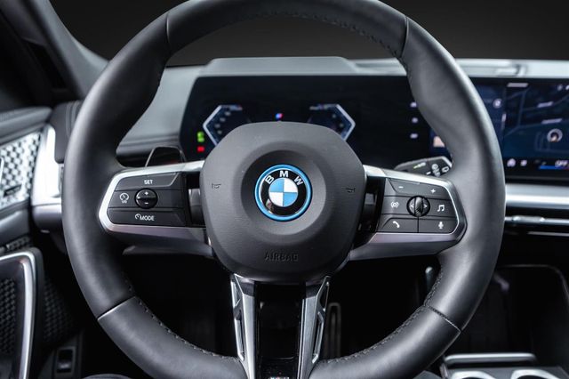 2024 BMW IX1 - 20