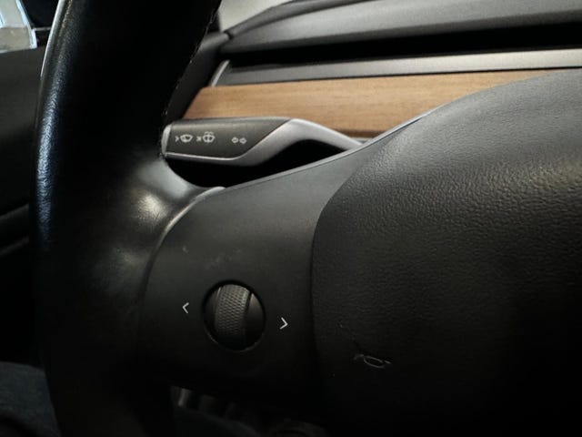 2019 TESLA MODEL 3 - 24