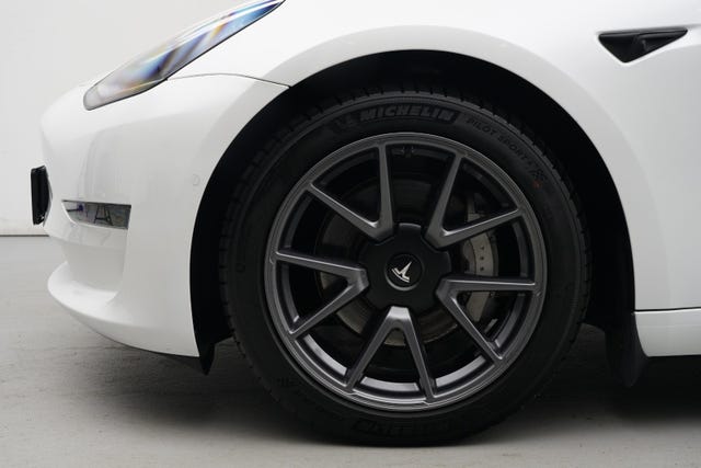 5YJ3E7EB8MF833117 2021 TESLA MODEL 3-3