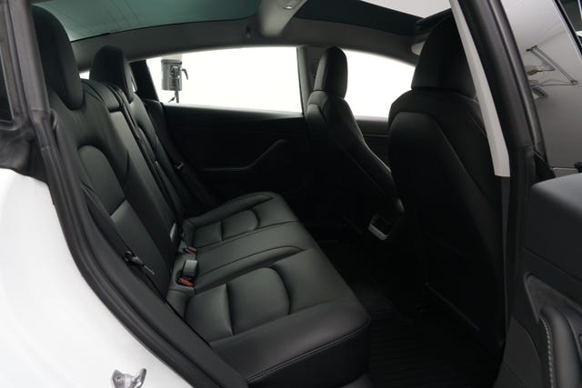 2021 TESLA MODEL 3 - 9