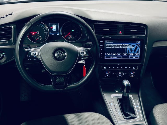 2018 VOLKSWAGEN GOLF - 9