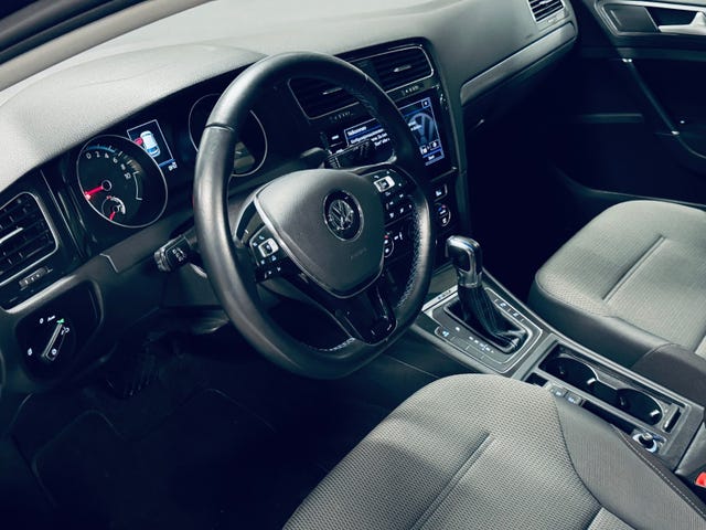 2018 VOLKSWAGEN GOLF - 11