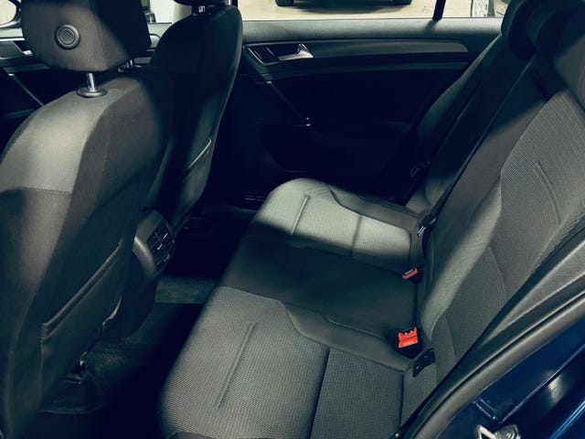 2018 VOLKSWAGEN GOLF - 8