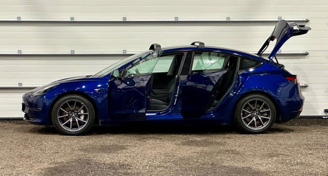 5YJ3E7EB2KF219578 2019 TESLA MODEL 3-5
